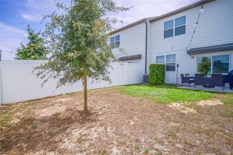 Townhouse in Davenport, Florida 3 bedrooms, 130.43 sq.m. № 1219945 - photo 25