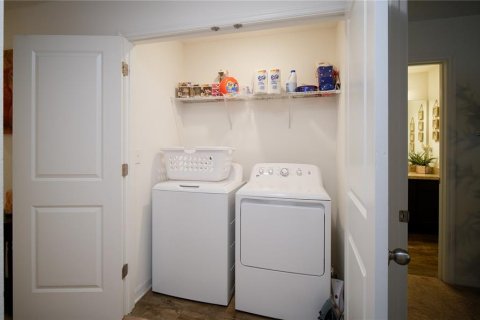 Townhouse in Davenport, Florida 3 bedrooms, 130.43 sq.m. № 1219945 - photo 22