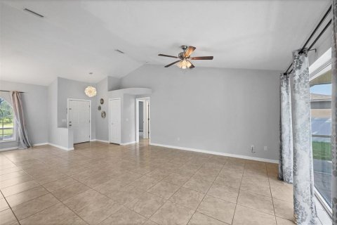 House in North Port, Florida 3 bedrooms, 174.93 sq.m. № 1851757 - photo 9