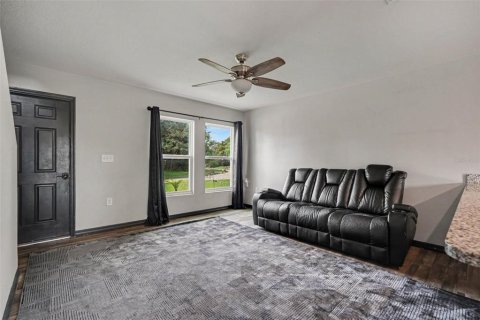 Casa en venta en Spring Hill, Florida, 4 dormitorios, 171.59 m2 № 2383679 - foto 4