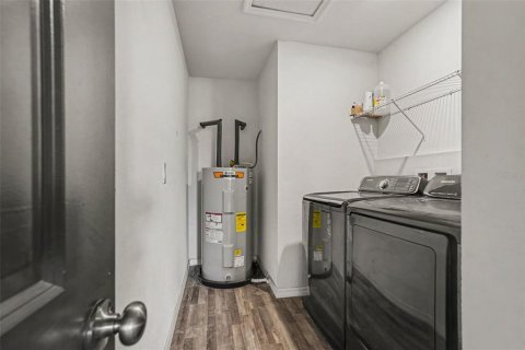 Casa en venta en Spring Hill, Florida, 4 dormitorios, 171.59 m2 № 2383679 - foto 28