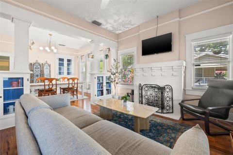 Villa ou maison à louer à Tampa, Floride: 2 chambres, 120.4 m2 № 1846714 - photo 3