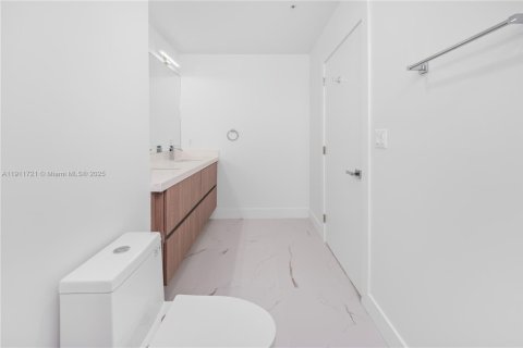 Condominio en venta en Miami, Florida, 2 dormitorios, 94.76 m2 № 1969781 - foto 8