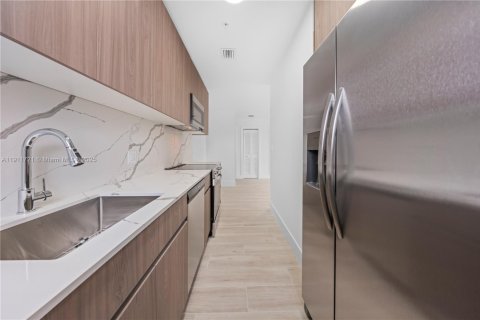 Condominio en venta en Miami, Florida, 2 dormitorios, 94.76 m2 № 1969781 - foto 5