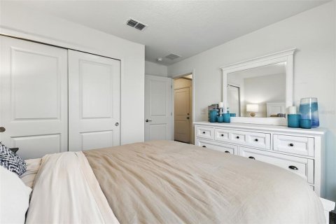 House in Mascotte, Florida 3 bedrooms, 142.79 sq.m. № 1853422 - photo 14