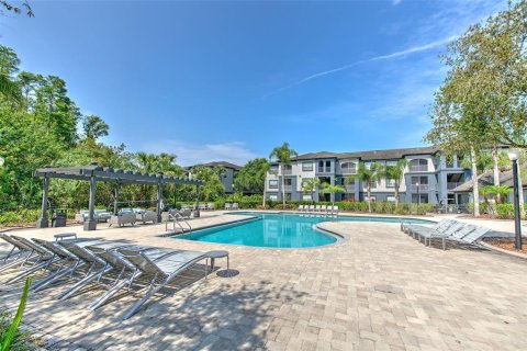 Condominio en venta en Temple Terrace, Florida, 1 dormitorio, 77.48 m2 № 2101609 - foto 17