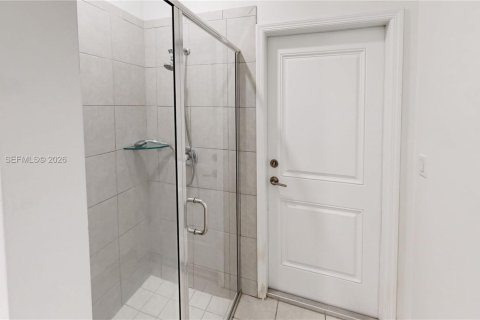 House in Homestead, Florida 5 bedrooms, 224.64 sq.m. № 2069597 - photo 30