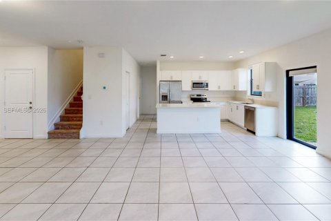 House in Homestead, Florida 5 bedrooms, 224.64 sq.m. № 2069597 - photo 15