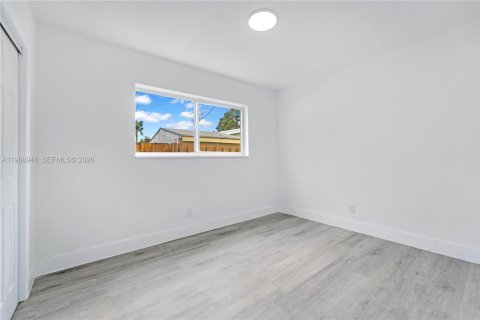 Casa en venta en Dania Beach, Florida, 4 dormitorios, 143.16 m2 № 2030440 - foto 13