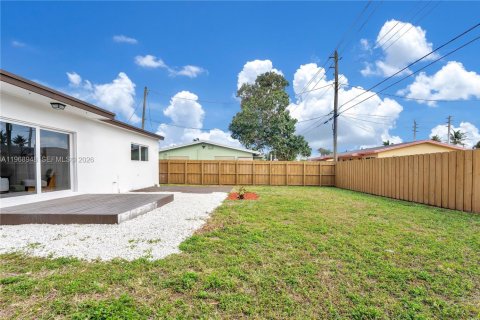 Casa en venta en Dania Beach, Florida, 4 dormitorios, 143.16 m2 № 2030440 - foto 22