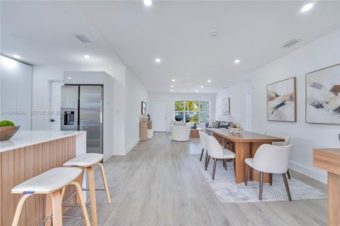 Casa en venta en Dania Beach, Florida, 4 dormitorios, 143.16 m2 № 2030440 - foto 10