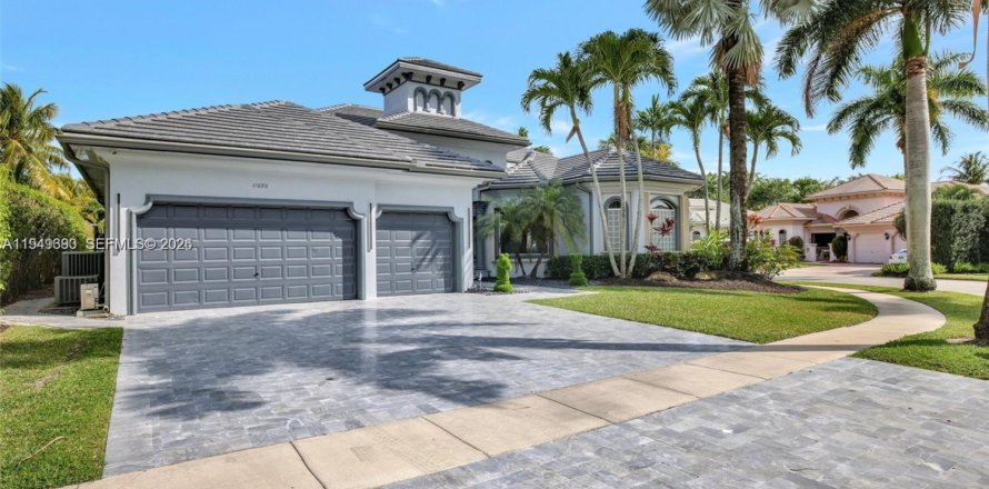 Villa ou maison à Plantation, Floride 5 chambres, 285.77 m2 № 2005888