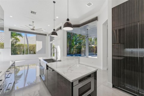 Villa ou maison à vendre à Plantation, Floride: 5 chambres, 285.77 m2 № 2005888 - photo 13