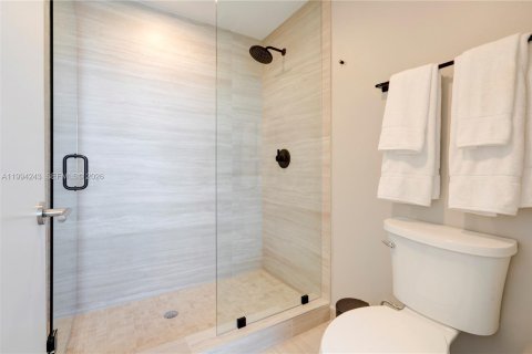 Condominio en venta en Miami Beach, Florida, 2 dormitorios, 74.51 m2 № 2055878 - foto 14