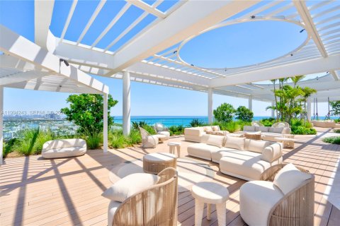 Condominio en venta en Miami Beach, Florida, 2 dormitorios, 74.51 m2 № 2055878 - foto 26
