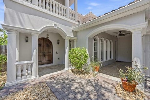 Villa ou maison à vendre à Tampa, Floride: 4 chambres, 413.32 m2 № 2151833 - photo 14