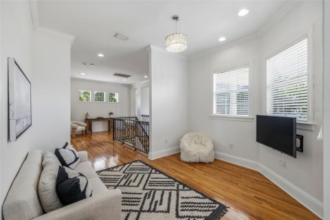 Villa ou maison à vendre à Tampa, Floride: 4 chambres, 413.32 m2 № 2151833 - photo 11