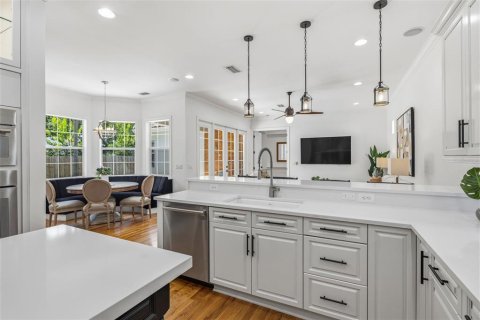 Villa ou maison à vendre à Tampa, Floride: 4 chambres, 413.32 m2 № 2151833 - photo 25