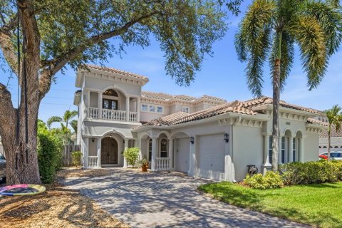 Villa ou maison à vendre à Tampa, Floride: 4 chambres, 413.32 m2 № 2151833 - photo 13
