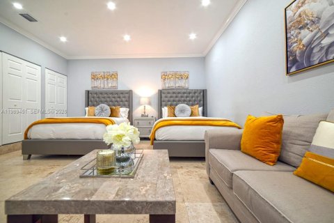 Villa ou maison à louer à Cutler Bay, Floride: 4 chambres, 178.28 m2 № 2051519 - photo 14