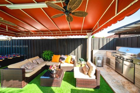 Villa ou maison à louer à Cutler Bay, Floride: 4 chambres, 178.28 m2 № 2051519 - photo 3