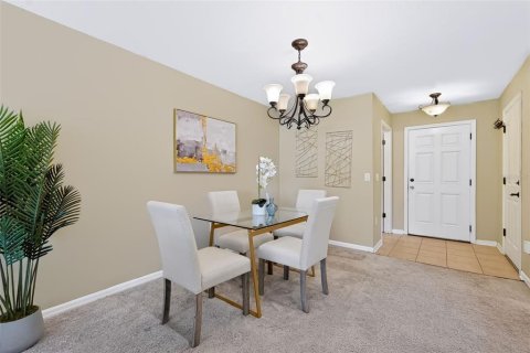 Touwnhouse à vendre à Tampa, Floride: 3 chambres, 142.05 m2 № 2376810 - photo 30