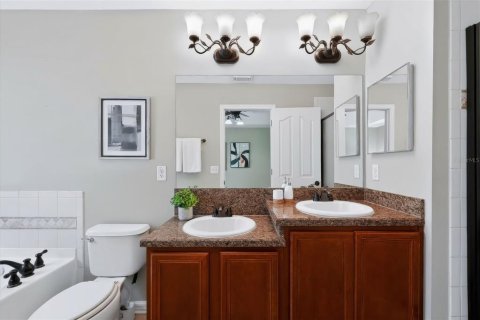 Touwnhouse à vendre à Tampa, Floride: 3 chambres, 142.05 m2 № 2376810 - photo 22