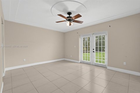 Villa ou maison à vendre à Homestead, Floride: 3 chambres, 141.12 m2 № 2400629 - photo 18