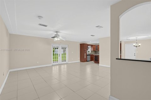 Villa ou maison à vendre à Homestead, Floride: 3 chambres, 141.12 m2 № 2400629 - photo 3