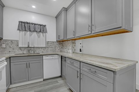 Copropriété à vendre à Riviera Beach, Floride: 2 chambres, 96.8 m2 № 2412337 - photo 7