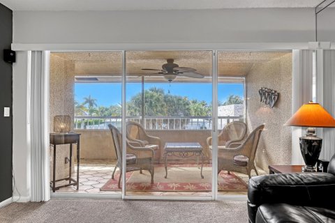 Copropriété à vendre à Riviera Beach, Floride: 2 chambres, 96.8 m2 № 2412337 - photo 4