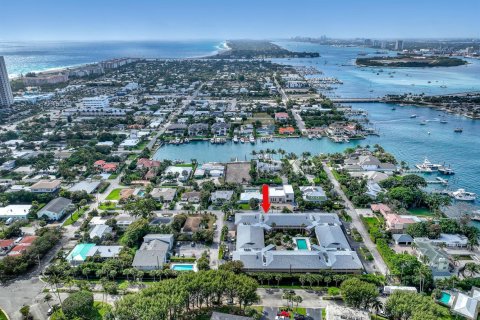 Copropriété à vendre à Riviera Beach, Floride: 2 chambres, 96.8 m2 № 2412337 - photo 28