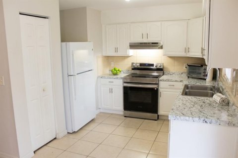 Casa en venta en Orlando, Florida, 3 dormitorios, 125.42 m2 № 2350132 - foto 10