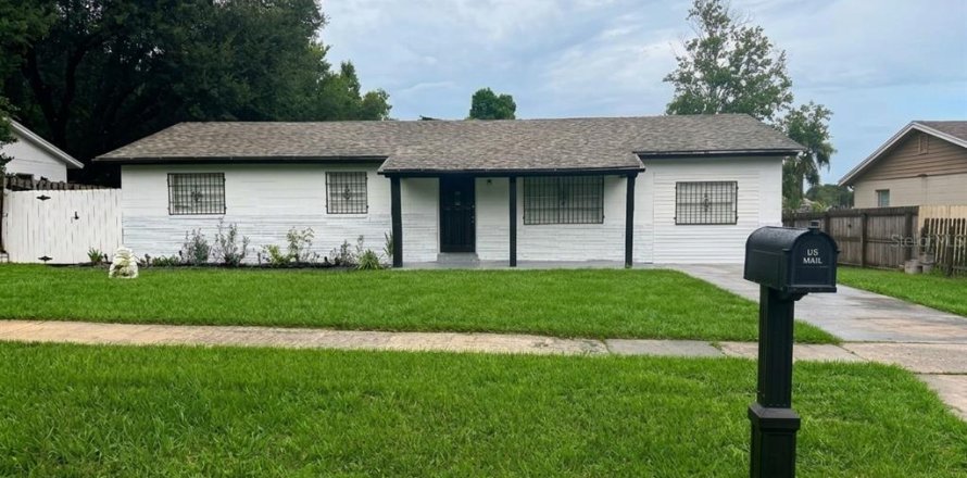 Casa en Orlando, Florida 3 dormitorios, 125.42 m2 № 2350132
