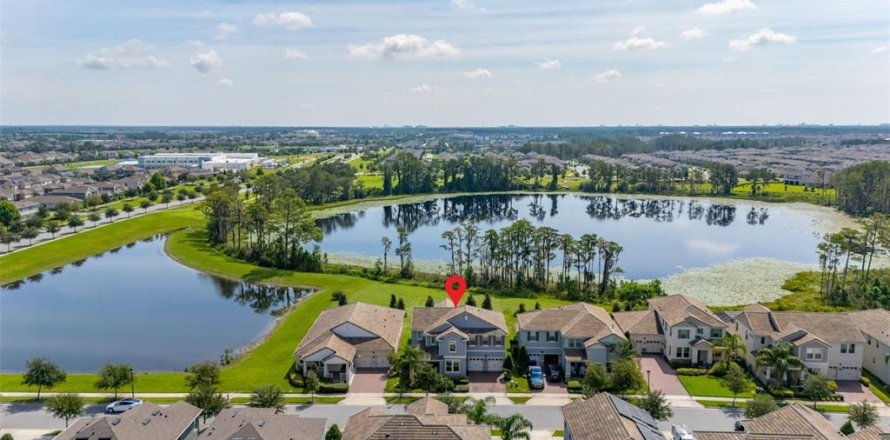 Villa ou maison à Winter Garden, Floride 5 chambres, 363.25 m2 № 1908616