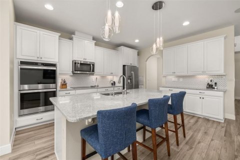 House in Winter Garden, Florida 5 bedrooms, 363.25 sq.m. № 1908616 - photo 14