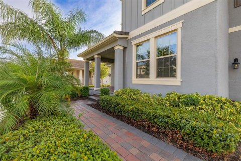 House in Winter Garden, Florida 5 bedrooms, 363.25 sq.m. № 1908616 - photo 3