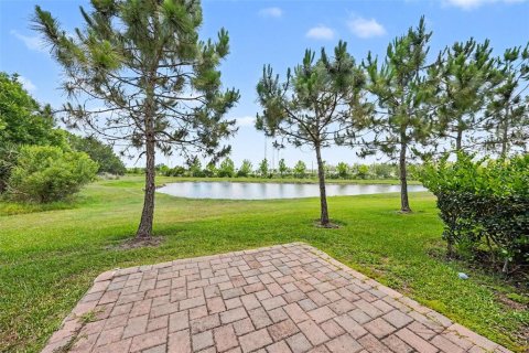 Adosado en venta en Wesley Chapel, Florida, 4 dormitorios, 209.12 m2 № 2105280 - foto 3