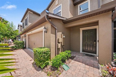 Adosado en venta en Wesley Chapel, Florida, 4 dormitorios, 209.12 m2 № 2105280 - foto 6