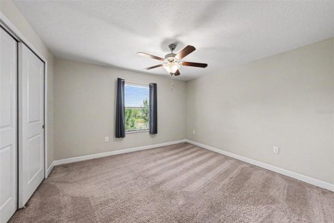 Adosado en venta en Wesley Chapel, Florida, 4 dormitorios, 209.12 m2 № 2105280 - foto 17
