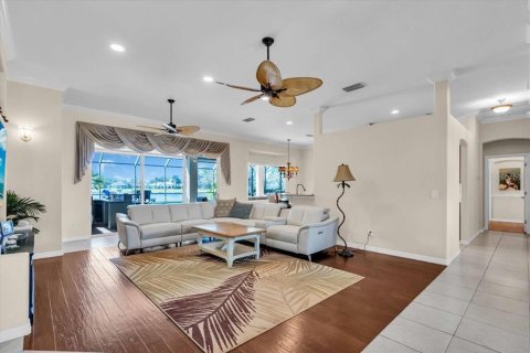 House in Parrish, Florida 3 bedrooms, 244.33 sq.m. № 1509743 - photo 28