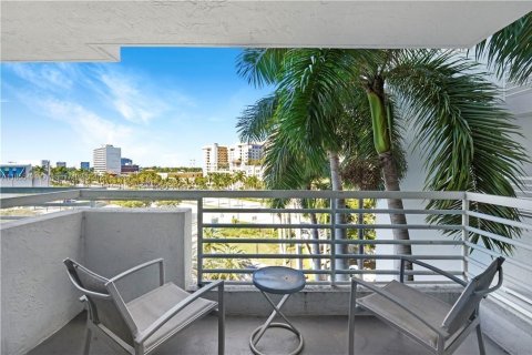 Купить кондоминиум в Форт-Лодердейл, Флорида 1 спальня, 50.91м2, № 1957867 - фото 21