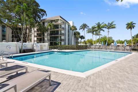 Condo in Fort Lauderdale, Florida, 2 bedrooms № 1987632 - photo 6