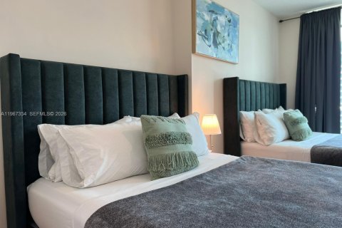 Condo in Miami, Florida, 1 bedroom № 2029672 - photo 11