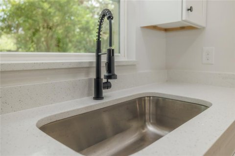 Купить виллу или дом в Орландо, Флорида 5 комнат, 103.96м2, № 1847875 - фото 9