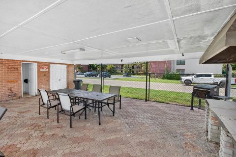 Copropriété à vendre à Saint Petersburg, Floride: 1 chambre, 63.17 m2 № 2157714 - photo 24