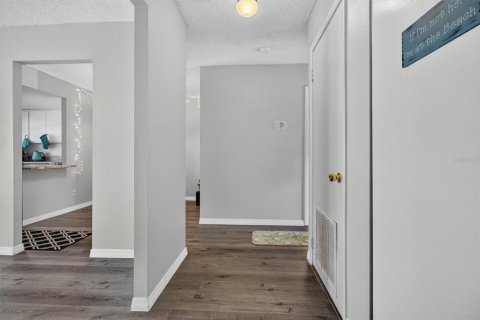 Copropriété à vendre à Saint Petersburg, Floride: 1 chambre, 63.17 m2 № 2157714 - photo 6