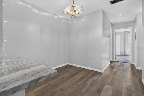 Copropriété à vendre à Saint Petersburg, Floride: 1 chambre, 63.17 m2 № 2157714 - photo 12
