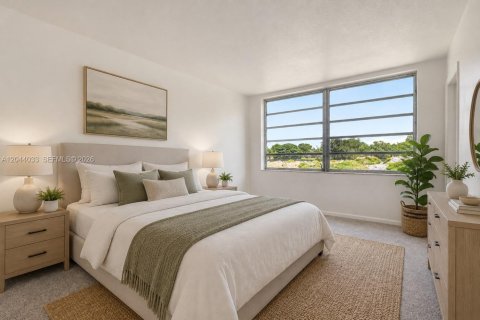 Condo in Miami, Florida, 1 bedroom  № 2185932 - photo 5