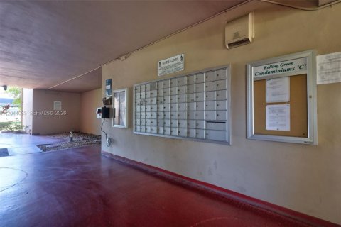 Condo in Miami, Florida, 1 bedroom  № 2185932 - photo 28